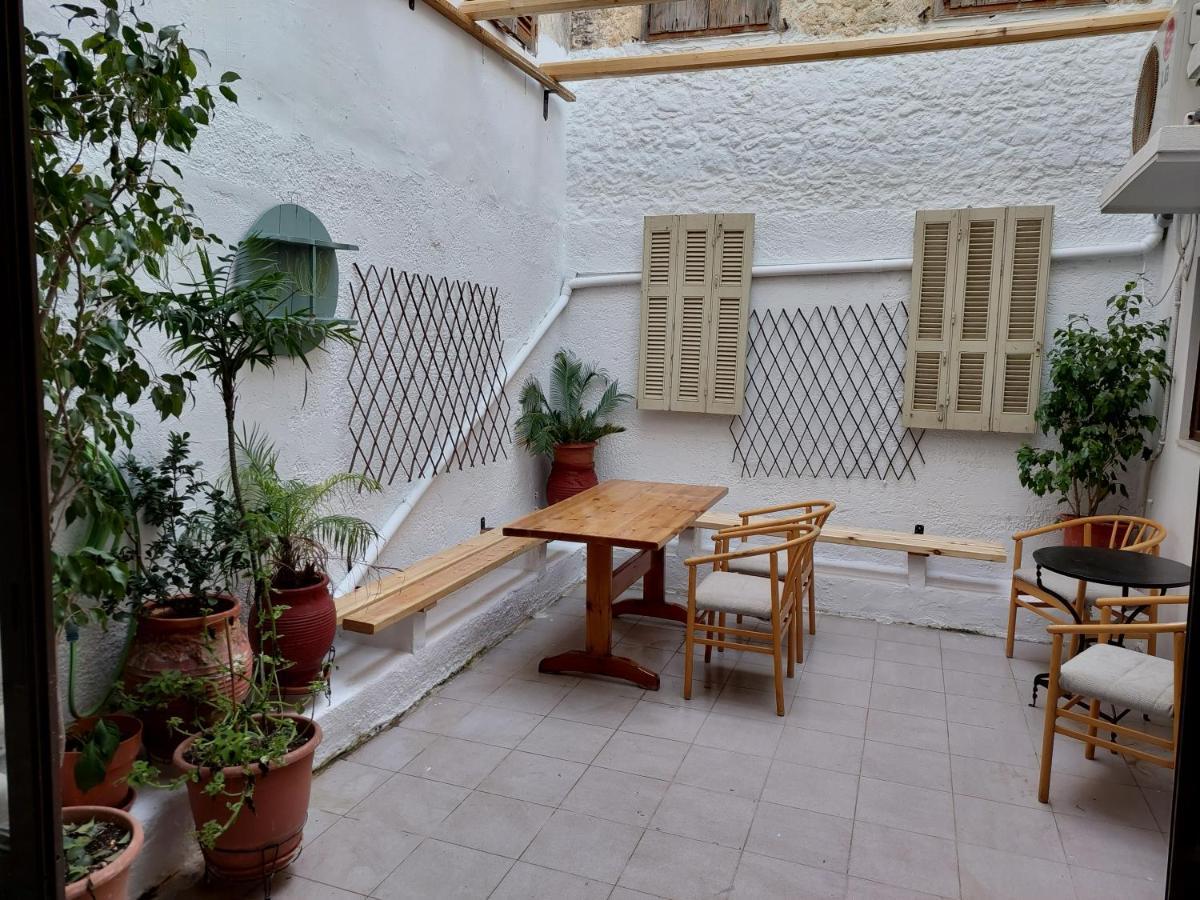 Old Town Tales Apartments Rhodes City Exterior foto