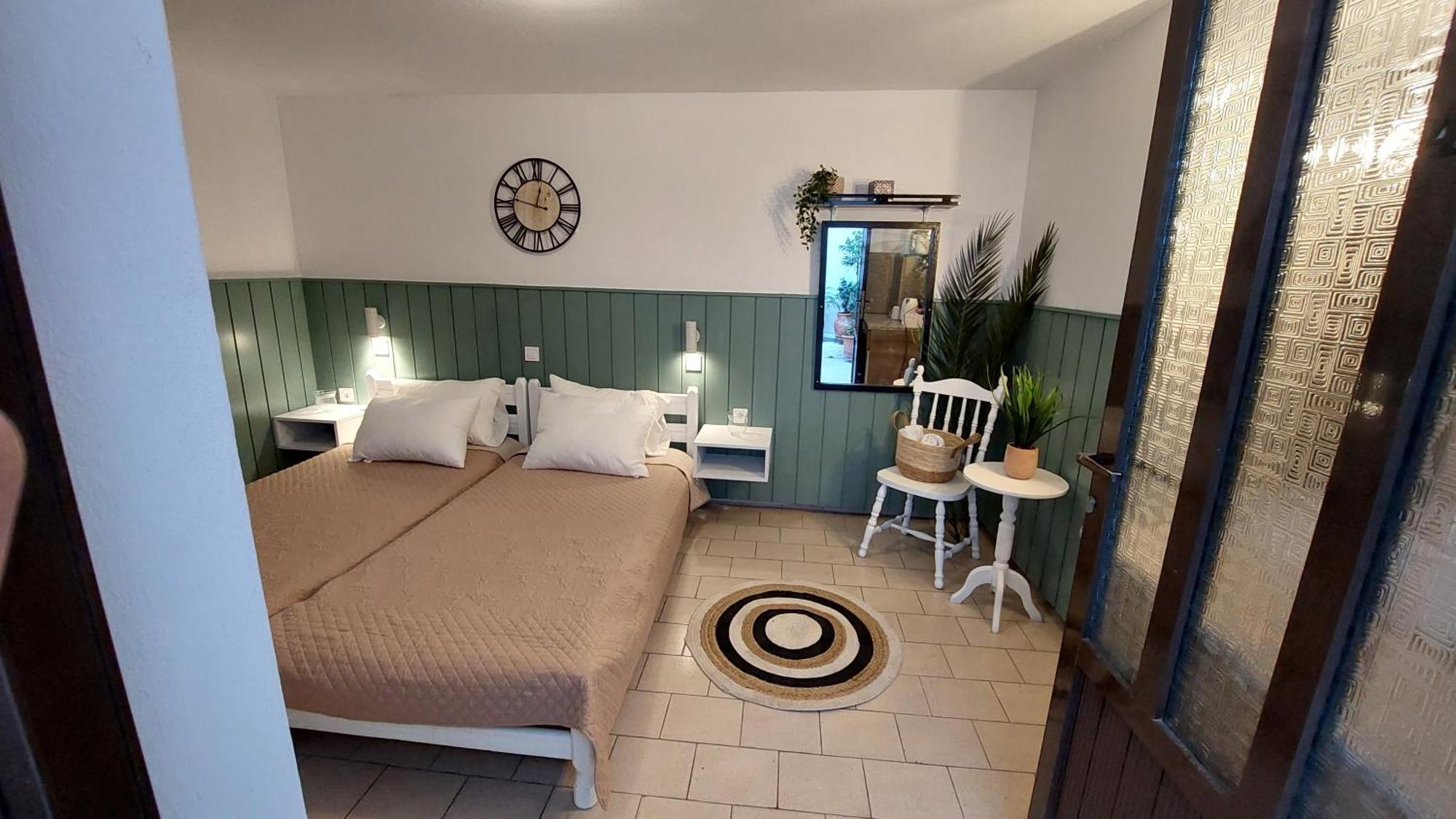 Old Town Tales Apartments Rhodes City Zimmer foto